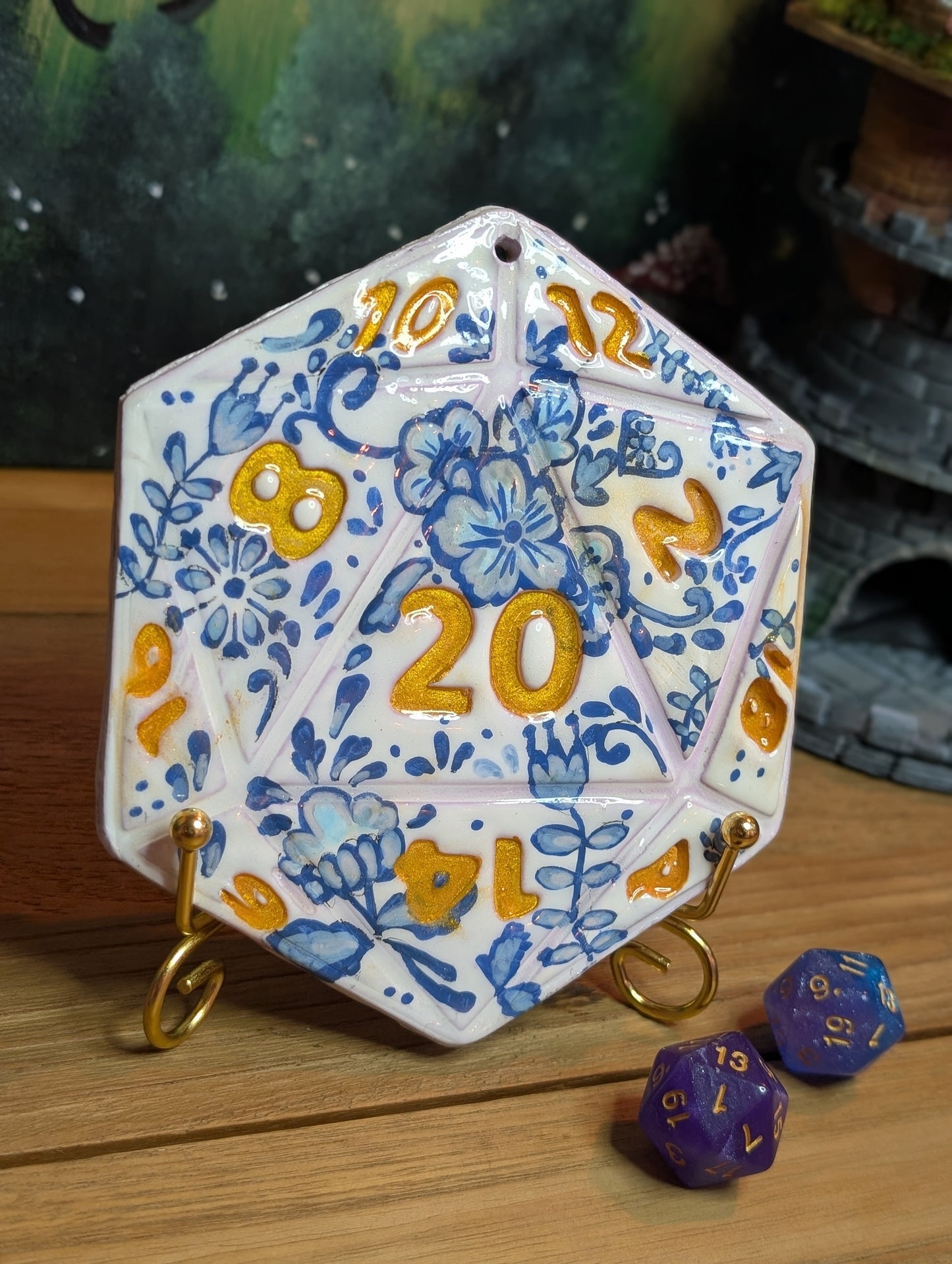 D20 wall decor