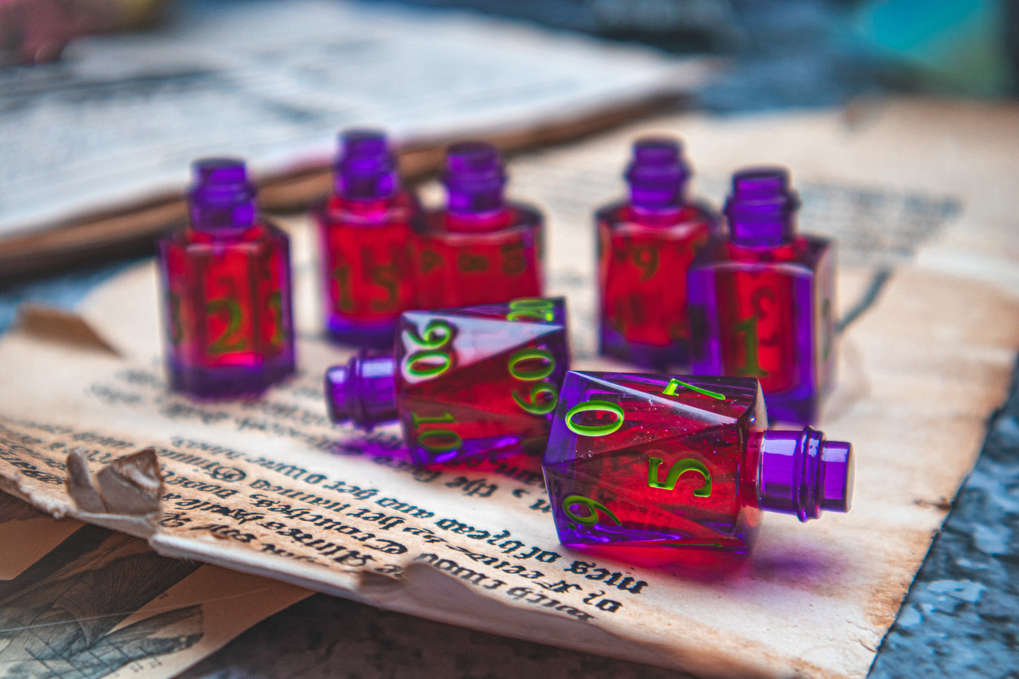 Witchblood - Liquid Core Potion bottle dice set
