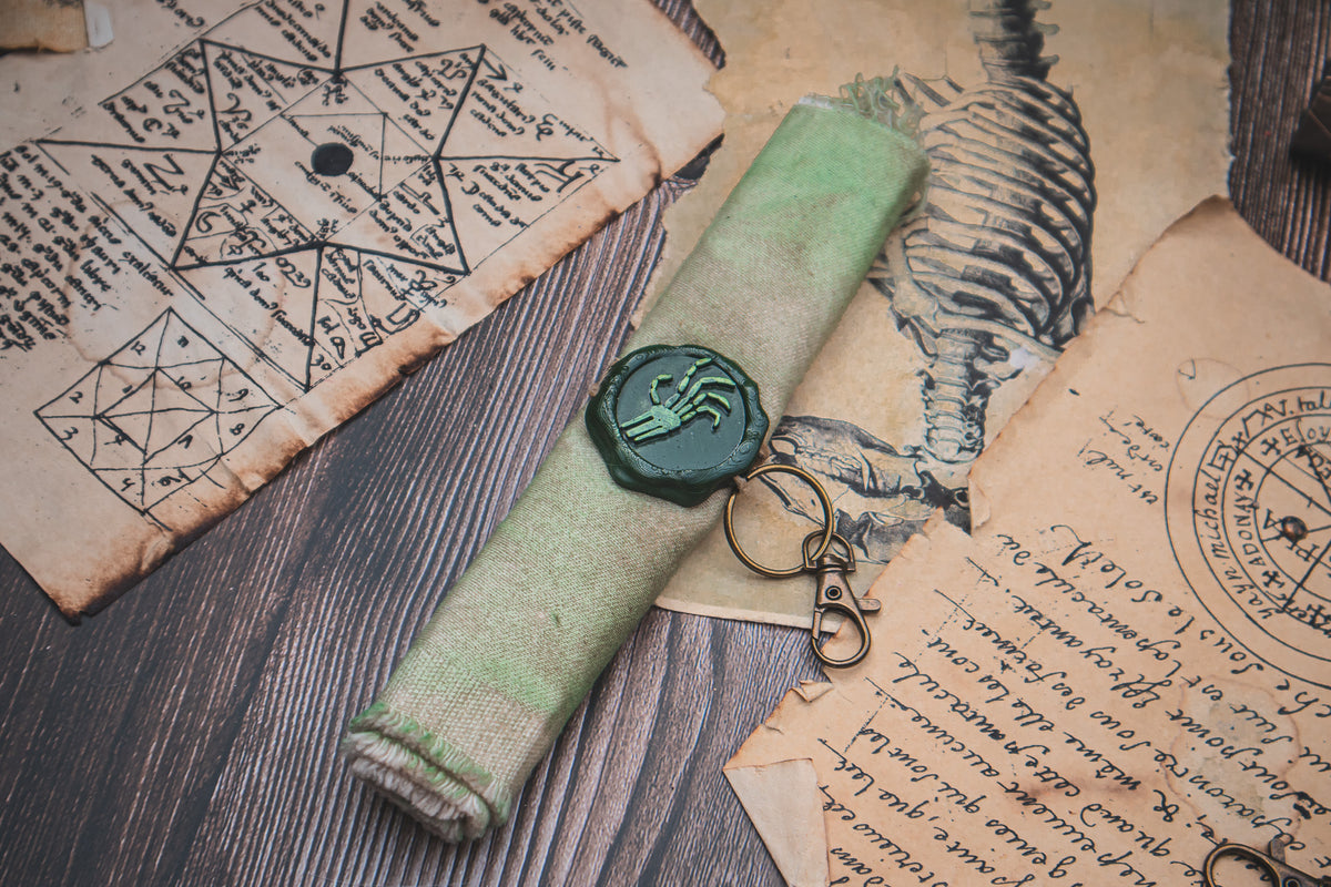 Wearable Belt Scrolls