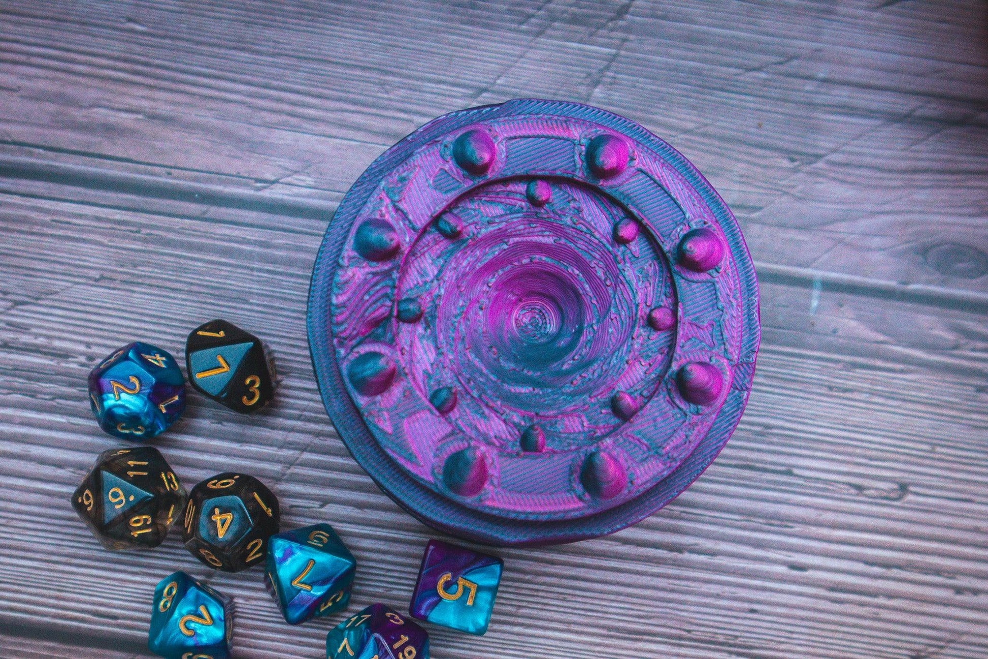 Warlock dice box - The Flaming Feather & Flaming Filament