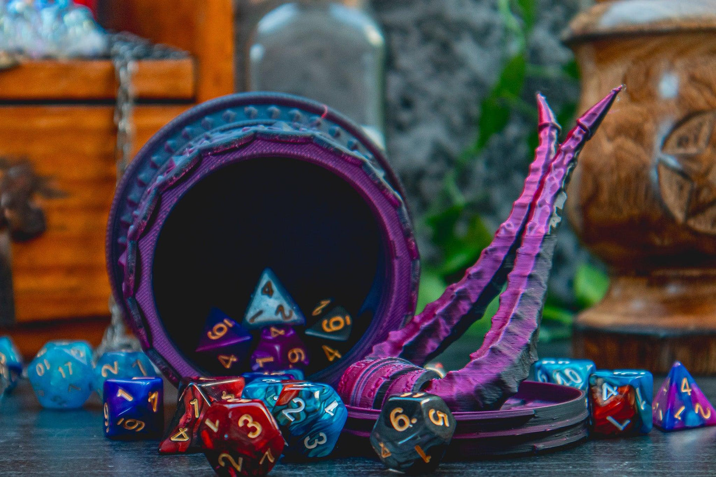 Bloodhunter Dice Box - The Flaming Feather & Flaming Filament