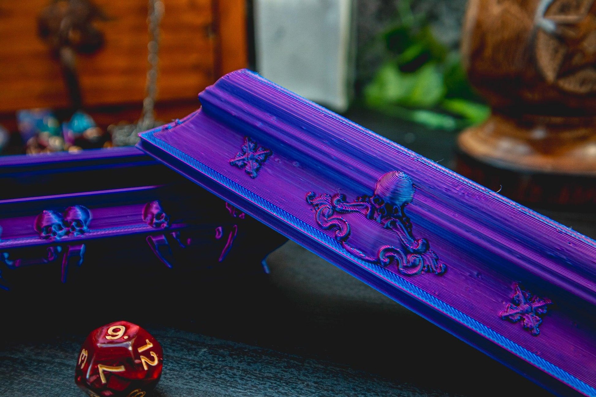 Casket Dice holder - The Flaming Feather & Flaming Filament