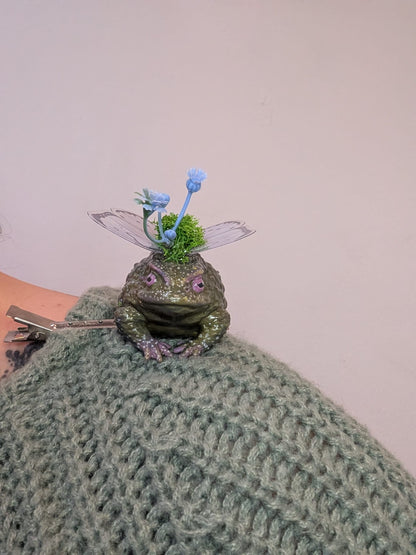 Wearable Whimsie Gurdey