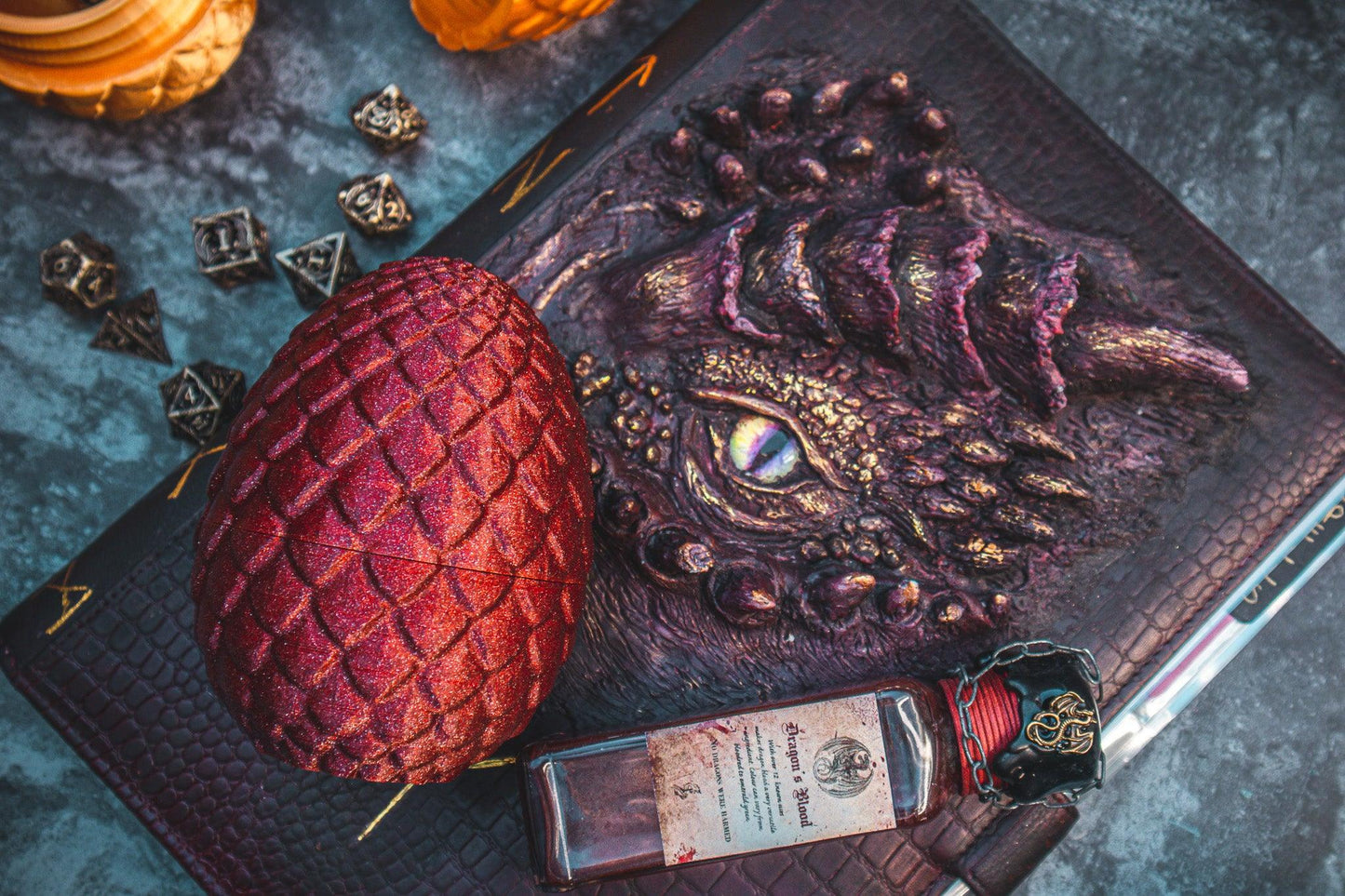 Dragon egg - screw on dice holder - The Flaming Feather & Flaming Filament