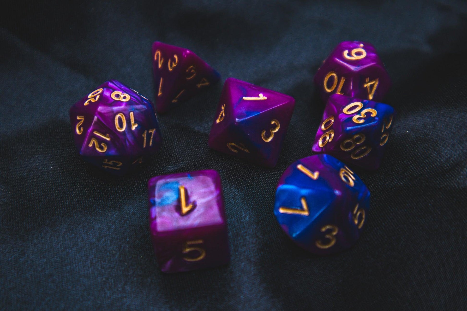 Lunar Sorcery Polyhedral dice set - Soft edge - The Flaming Feather & Flaming Filament