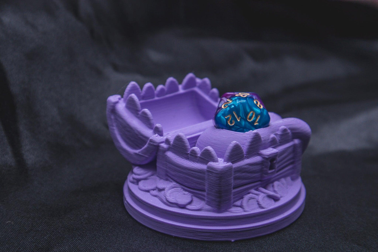 Mimic dice guardian - The Flaming Feather & Flaming Filament