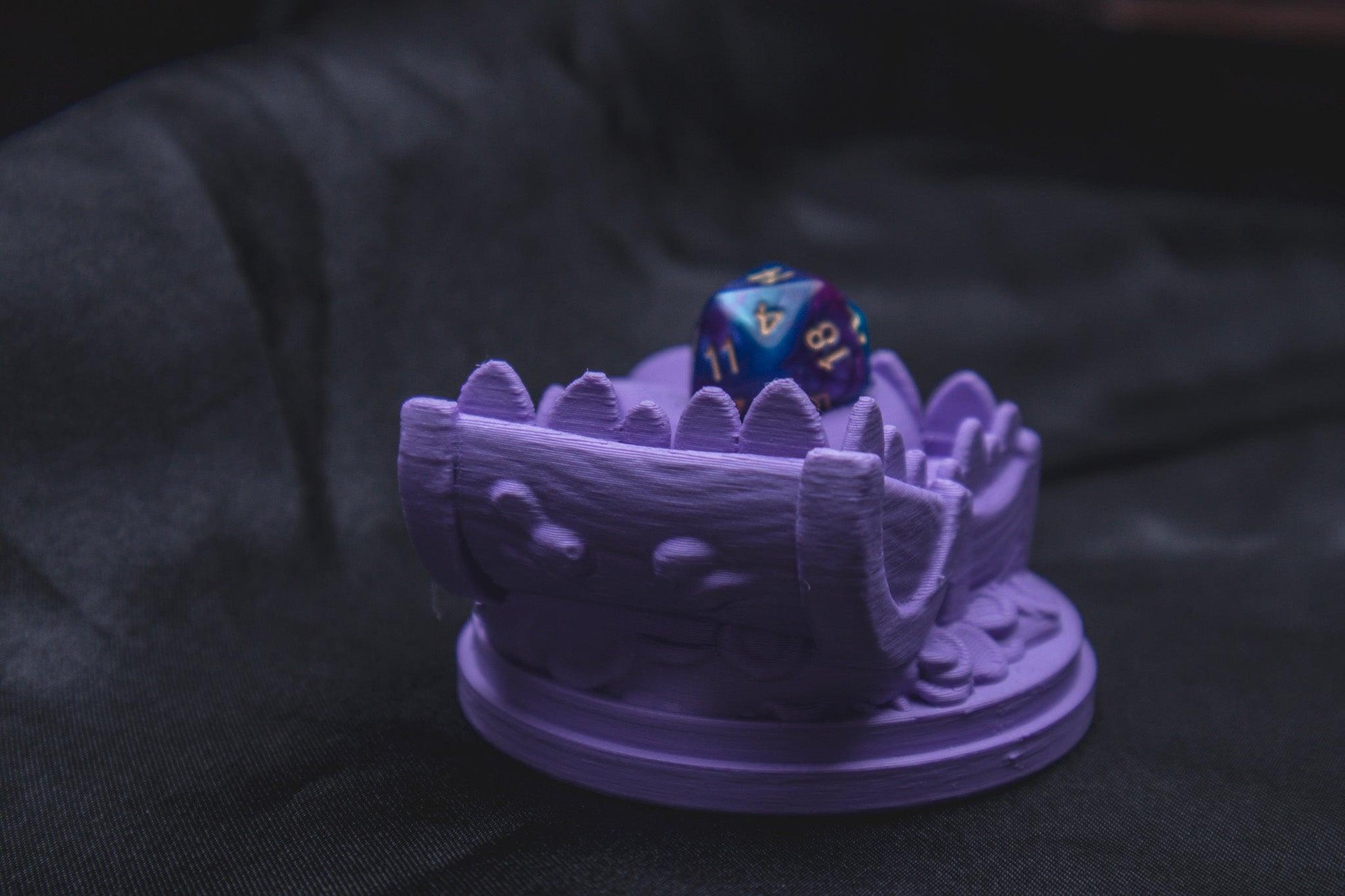 Mimic dice guardian - The Flaming Feather & Flaming Filament
