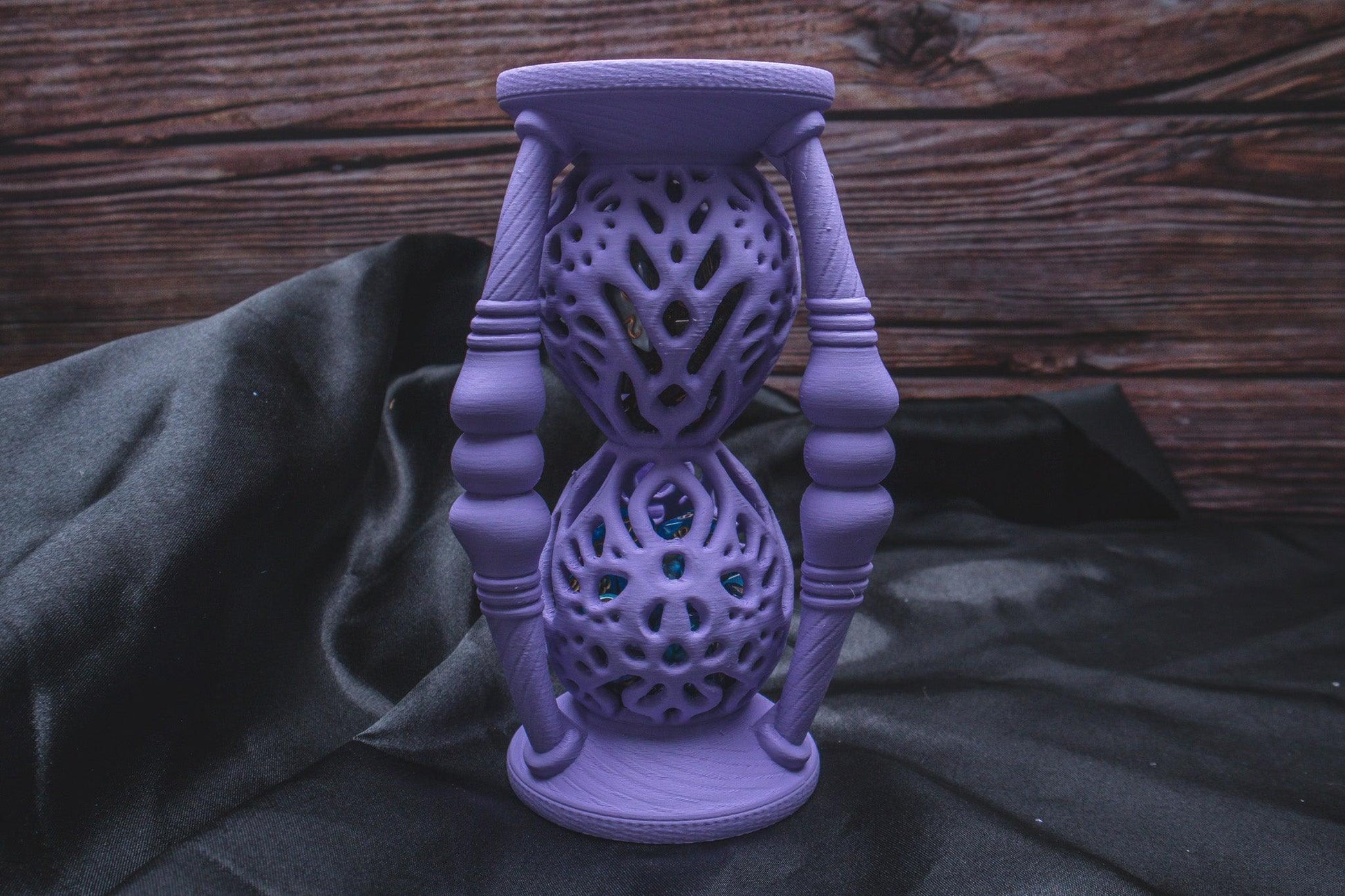 Wizard Hourglass dice holder - The Flaming Feather & Flaming Filament