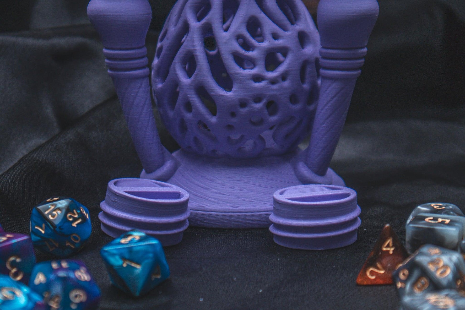 Wizard Hourglass dice holder - The Flaming Feather & Flaming Filament