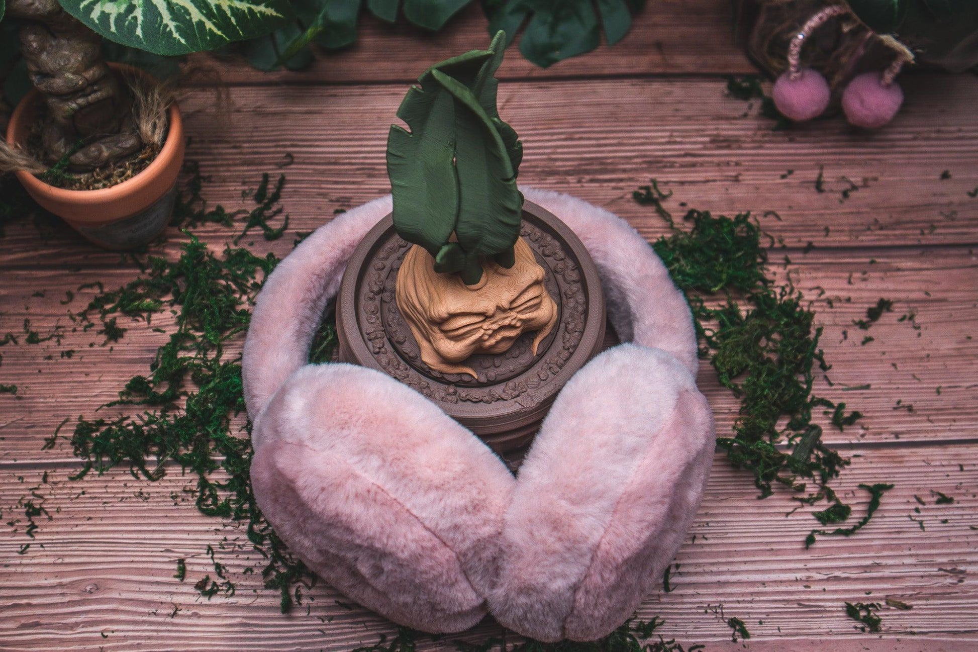 Mandrake Plant Pot jewelry or dice box - The Flaming Feather & Flaming Filament