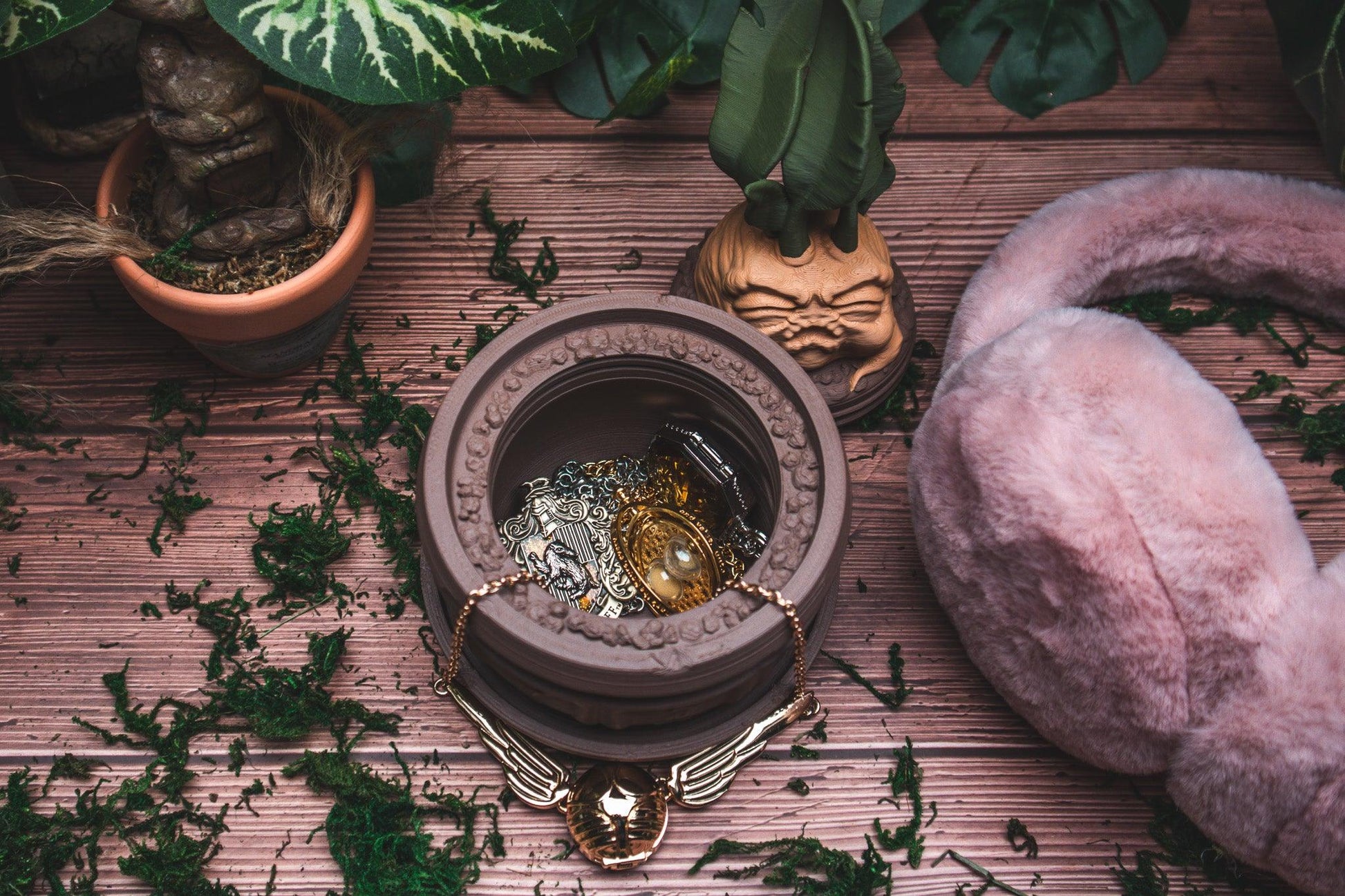 Mandrake Plant Pot jewelry or dice box - The Flaming Feather & Flaming Filament