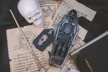 Draught of living death Pin - The Flaming Feather & Flaming Filament